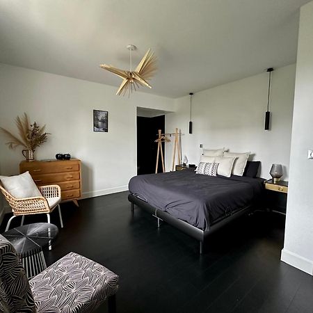 Les Persiennes Bed & Breakfast Auvers-sur-Oise Luaran gambar